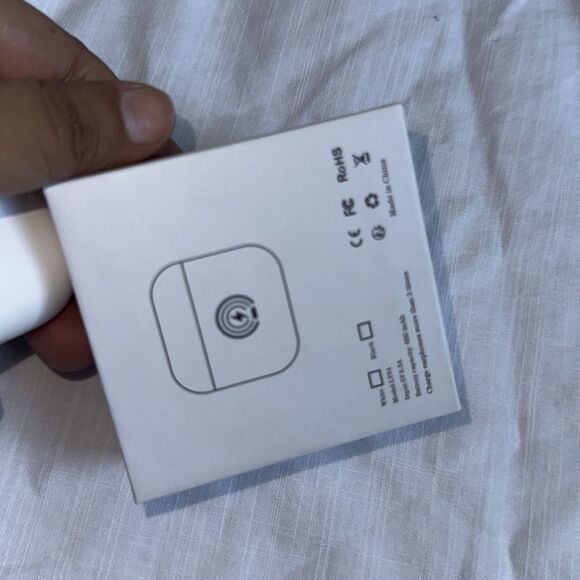 White Wireless Earbuds Charging Case, not used - Picture 5 of 6